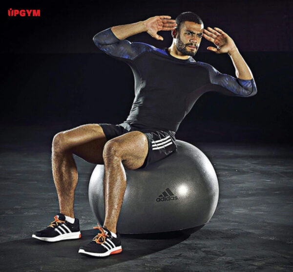 Một số lưu ý về bóng tập gym