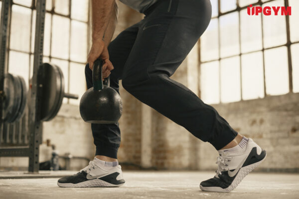 Top Thương Hiệu Giày Tập Gym Nam Nên Mang giày tập gym nam
