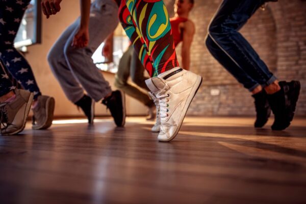 5 Lý Do Zumba Giúp Bạn Sở Hữu Vóc Dáng Mơ Ước zumba