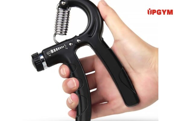 Kìm tập cơ tay có tác dụng gì trong việc phát triển bắp tay, cẳng tay UP GYM - Hệ Thống Lớp Tập Giảm Cân Chuẩn Khoa Học