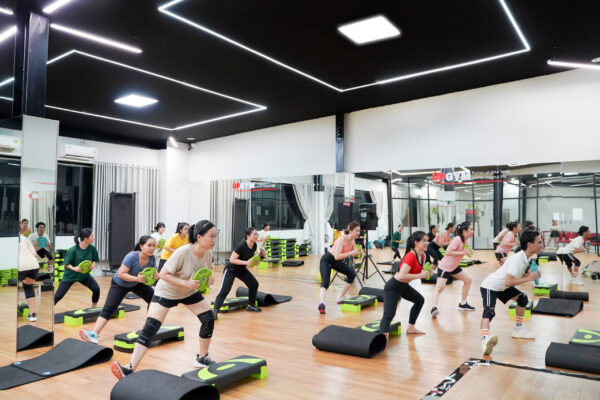 BUMS N TUMS LỰA CHỌN THÔNG MINH HƠN CHO HỘI NGHIỆN AEROBIC Lớp tập Bums n Tums tại UP GYM