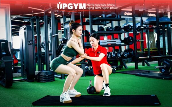 Top 1 Phòng Tập Gym Riêng Cho Nữ Quận 8 Thoải Mái Nhất 2026 UP GYM cung cấp hơn 25 bộ môn như Gym, Yoga, Dance, Kickfit, Aerobic và Stretching