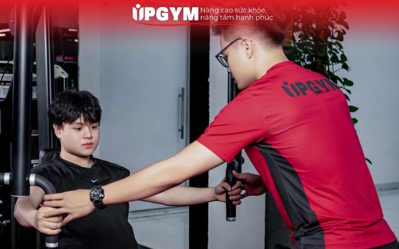 Thuê PT gym giá bao nhiêu tiền? Cập nhật bảng giá 2026 Nên xác định rõ mục tiêu tập luyện trước khi thuê PT gym