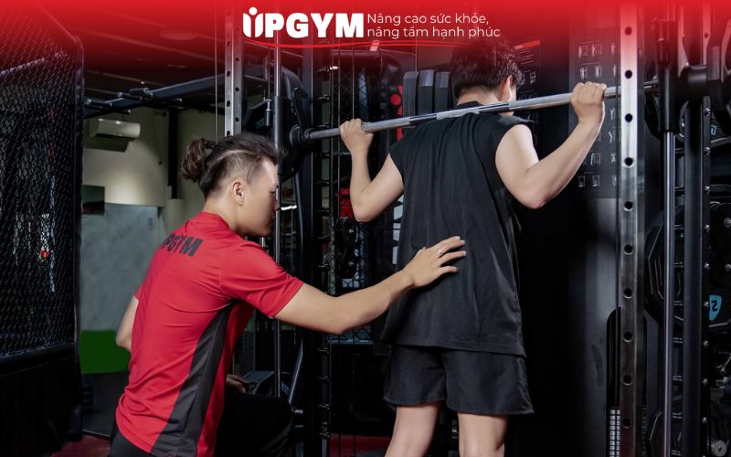 Thuê PT gym giá bao nhiêu tiền? Cập nhật bảng giá 2026 PT Gym (Personal Trainer Gym) là huấn luyện viên cá nhân hỗ trợ người tập xây dựng chương trình luyện tập phù hợp