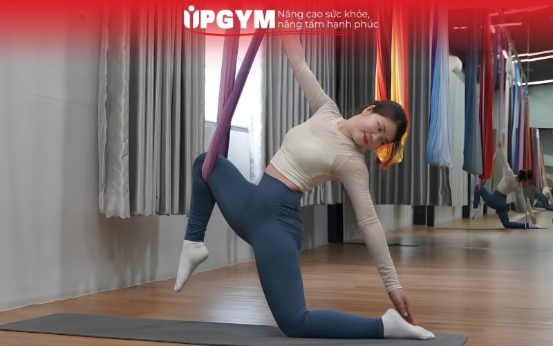 Top phòng tập Yoga Bay Quận 7 giá tốt, đáng trải nghiệm Yoga Bay mang lại nhiều lợi ích như tăng sự linh hoạt cho cơ thể và giảm căng thẳng